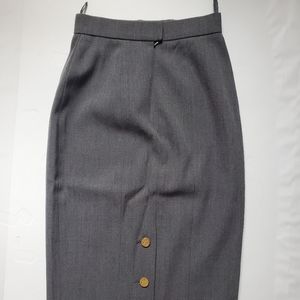 Chanel below-the-knee fitted wool pensil skirt